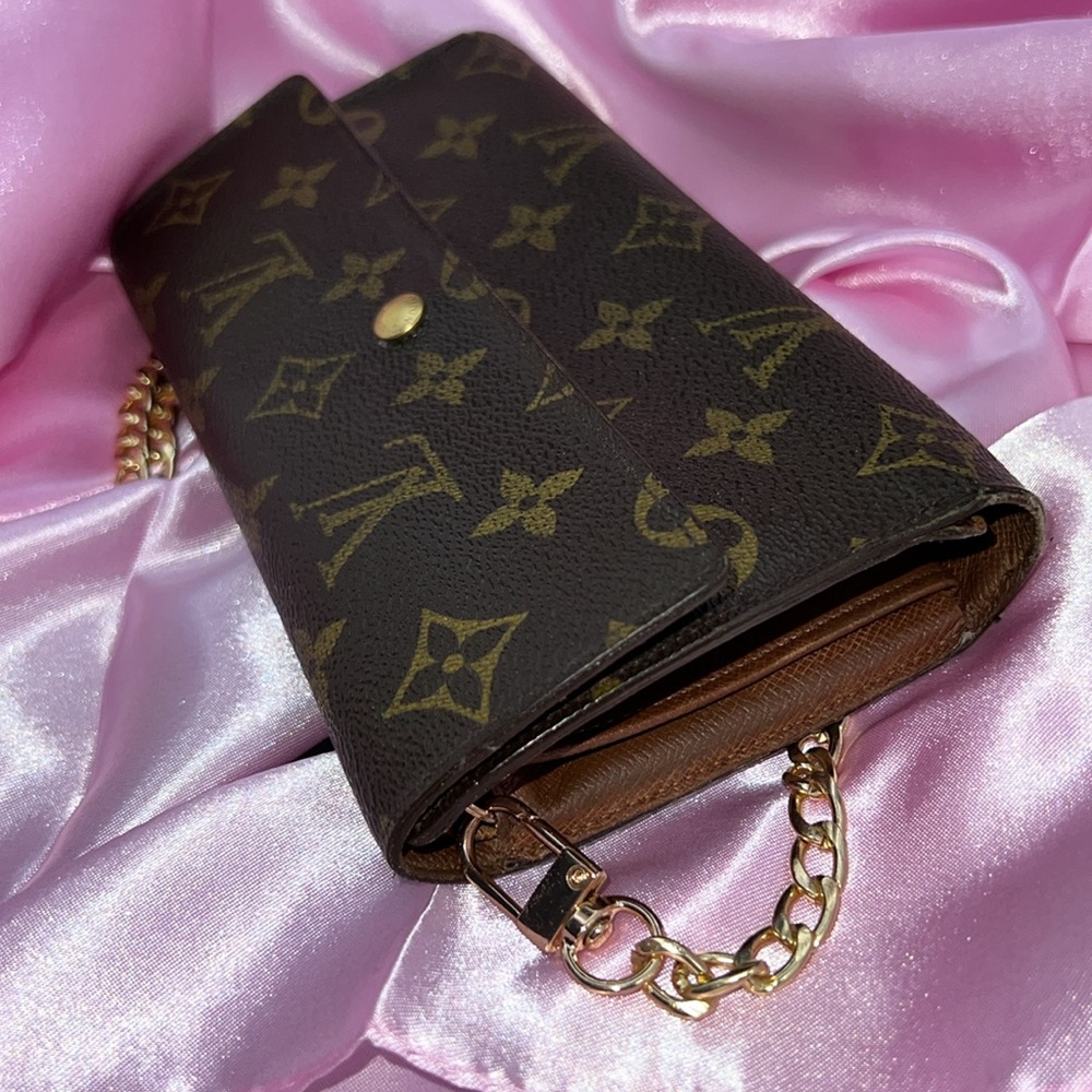 AUTHENTIC✨Louis Vuitton Brown and Gold Monogram Wallet / Clutch - Picture 8 of 15